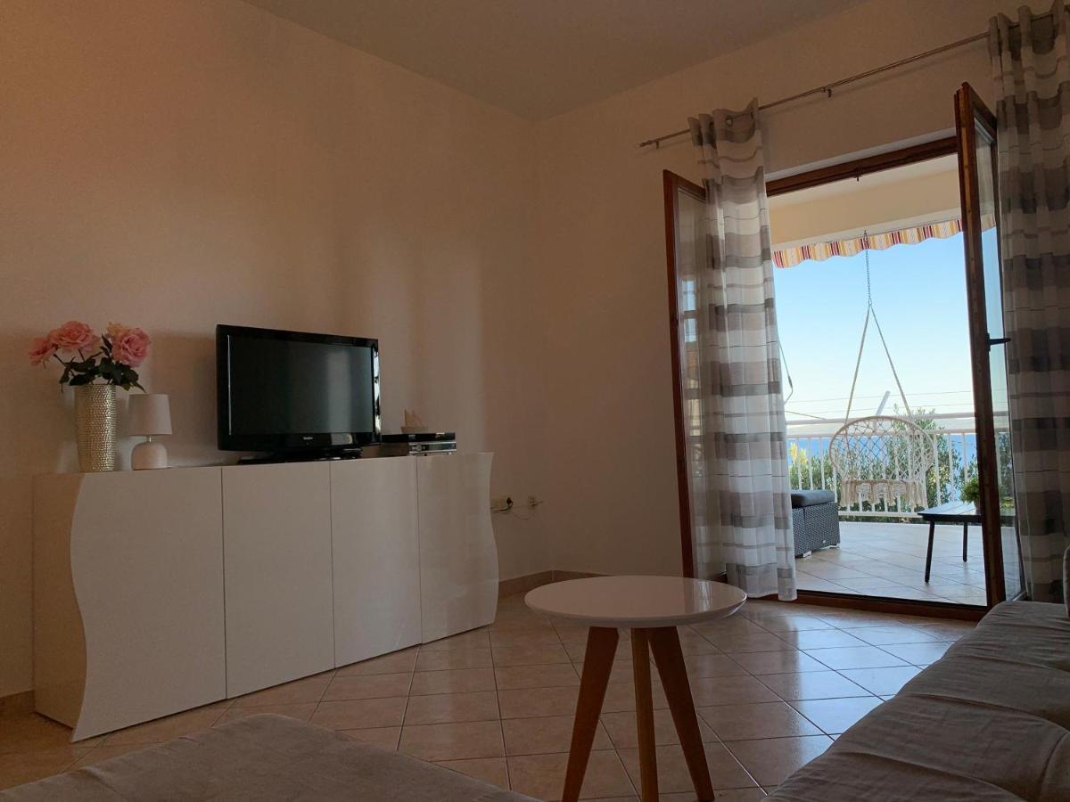 Ferienwohnung Omiš Relaxing Sea Lounge Marusici  Exterior foto